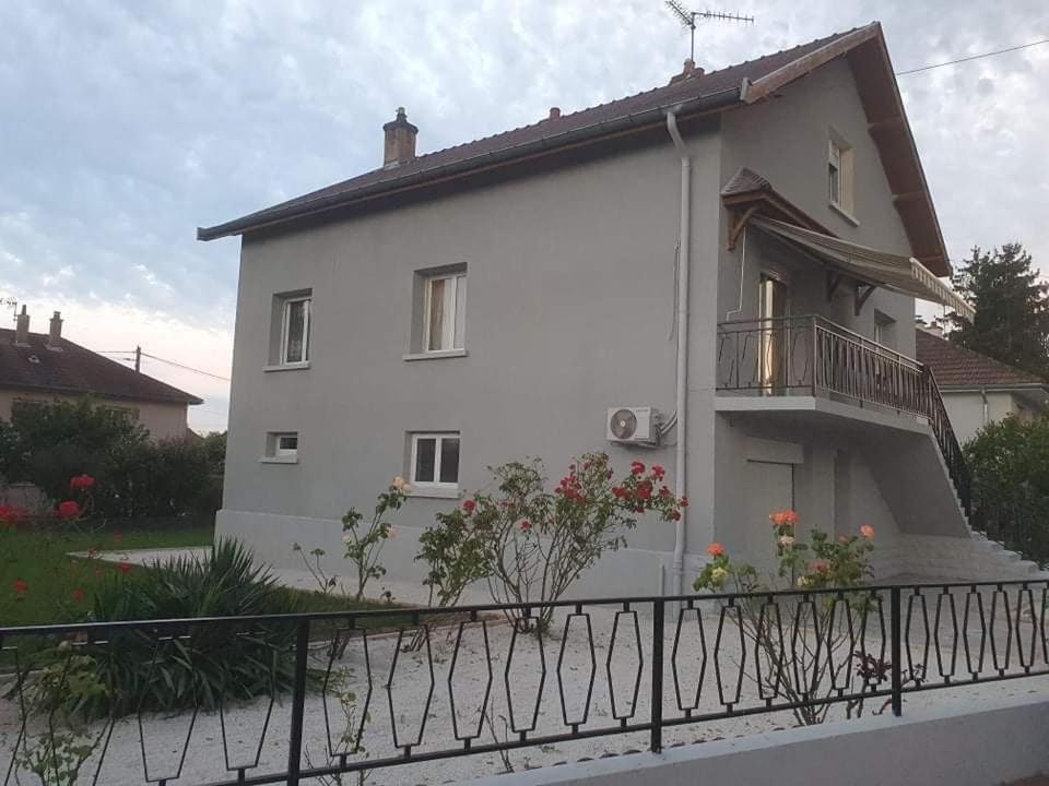 דירות שאלון-סור-סאון Famille House 101 מראה חיצוני תמונה